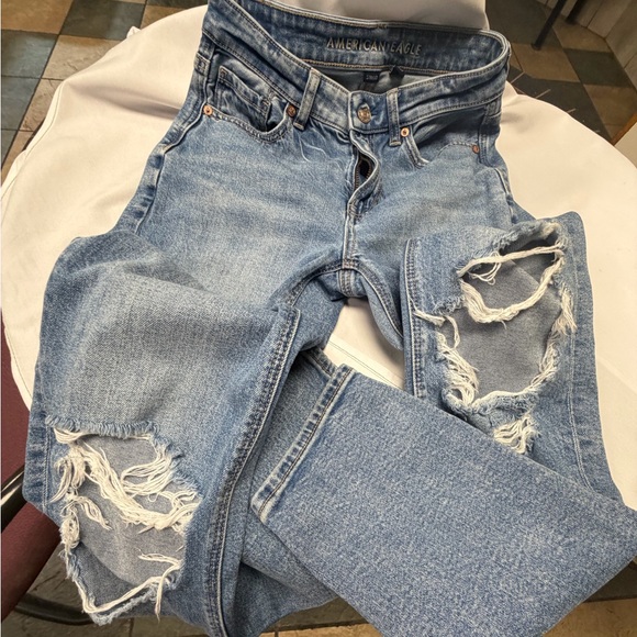 American Eagle Outfitters Denim - American Eagle Outfitters Women's Light Blue Ripped Boyfriend Jeans